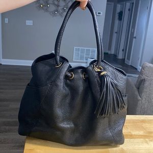Black leather Michael Kors purse, no flaws